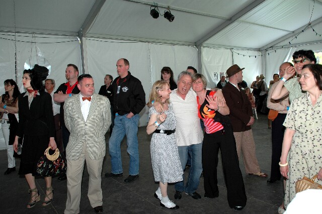 min 2008 05 04 retro rhythm 301